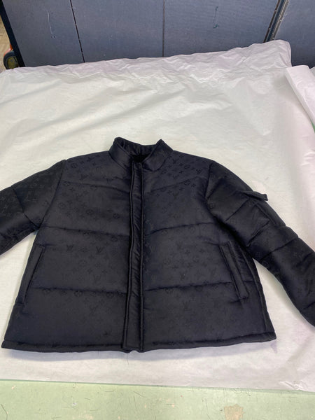 black lv puffer jacket